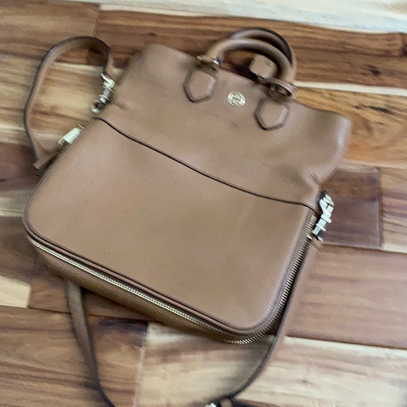 Tory Burch camel colored bag - Picture 10 of 12